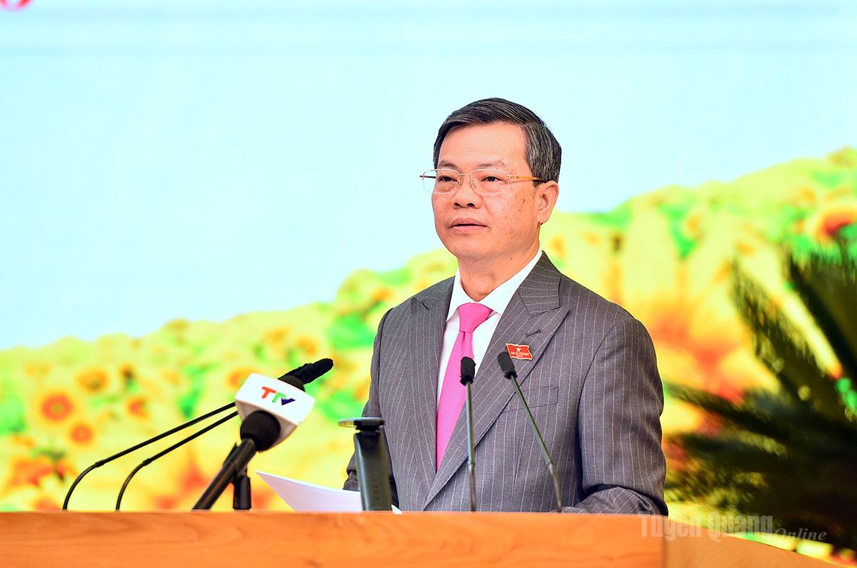 Đồng chí Chủ tịch HĐND tỉnh Nguyễn Văn Sơn